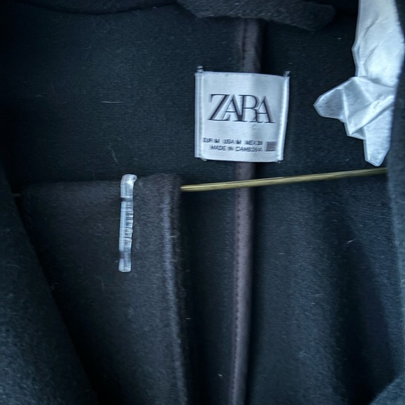 🚚🚚 MOVING SALE! Zara wool wrap coat - Picture 3 of 4